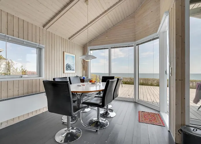 Ajstrup Strandvej * Malling